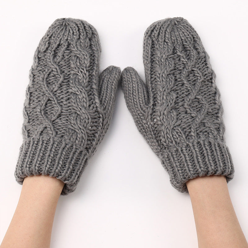 Diamond-shaped Finger-covered Woolen Gloves