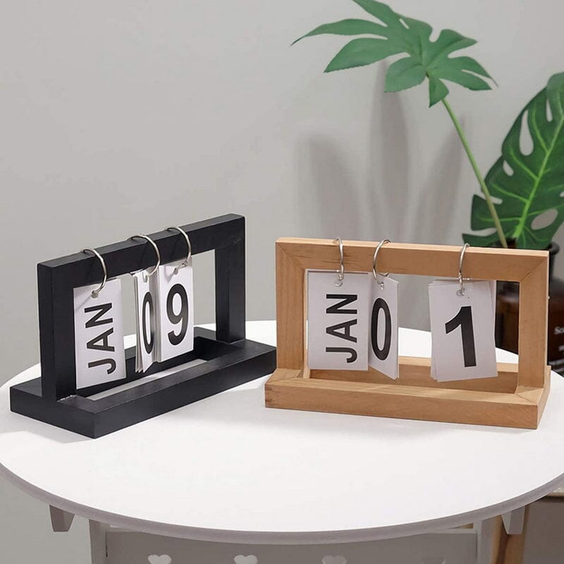 Dutch Teak Wood Desktop Calendar