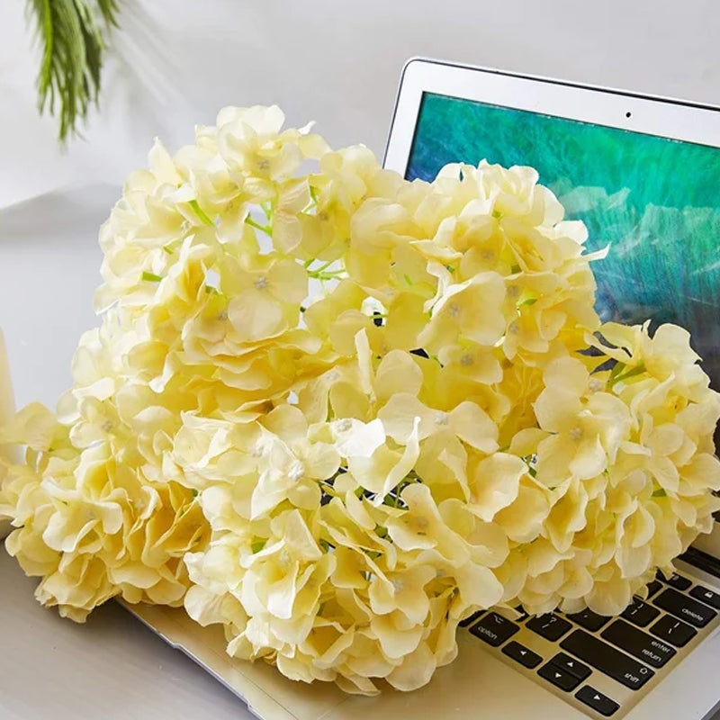 Artificial Hydrangea Blossoms for Outdoor Use