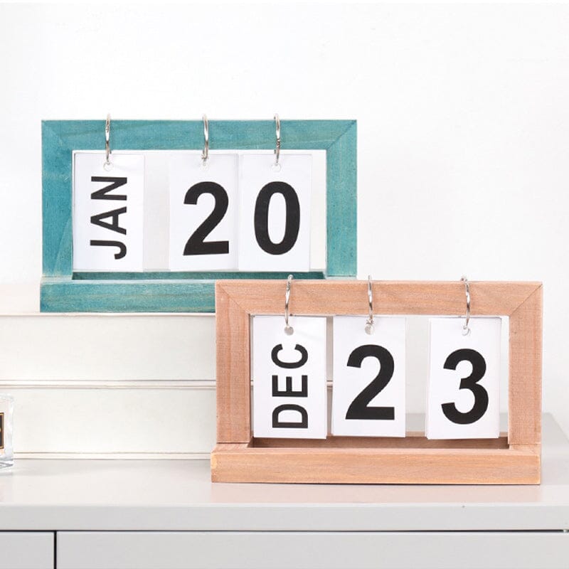 Dutch Teak Wood Desktop Calendar