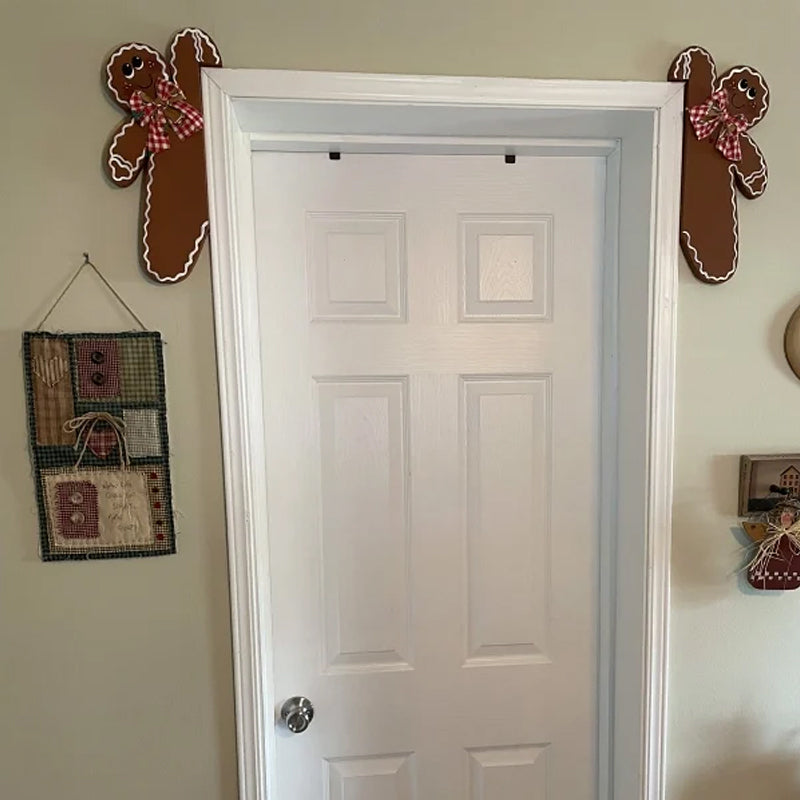 Gingerbread Man Door Frame Decoration