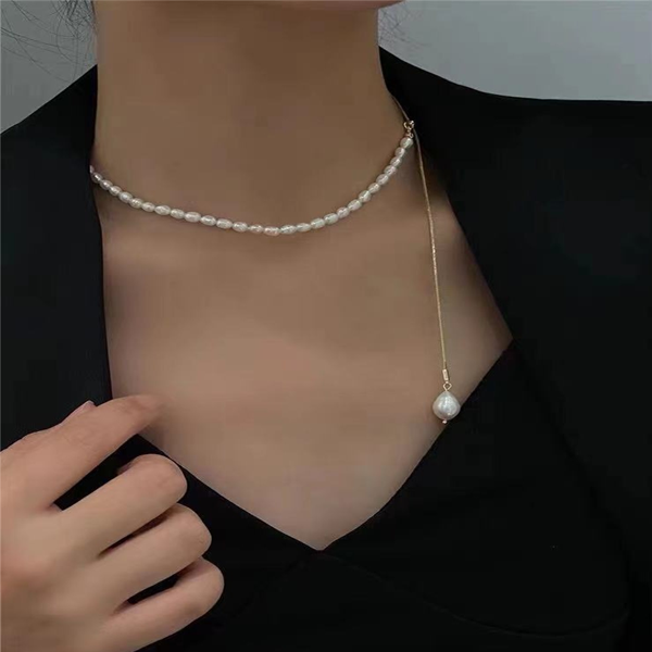 Adjustable Pearl Necklace