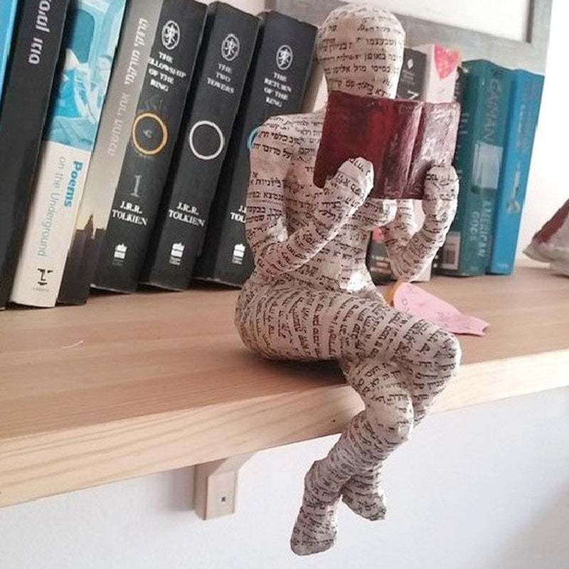 Resin Modern Reading Woman Statue Ornament in The Shape of a Scholar