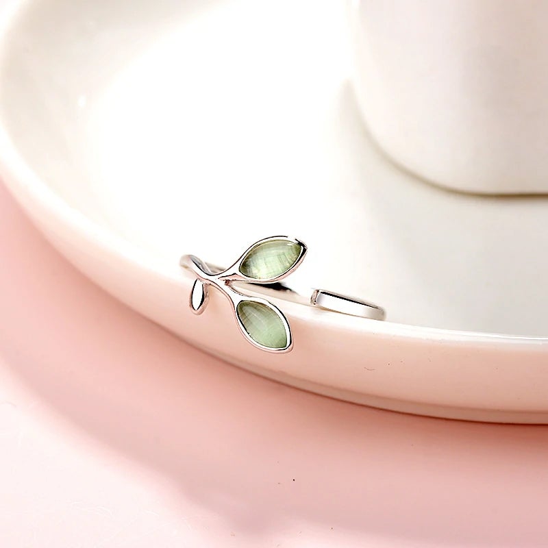 Spring in the Air Green Leaf 925 Sterling Silver Open Ring