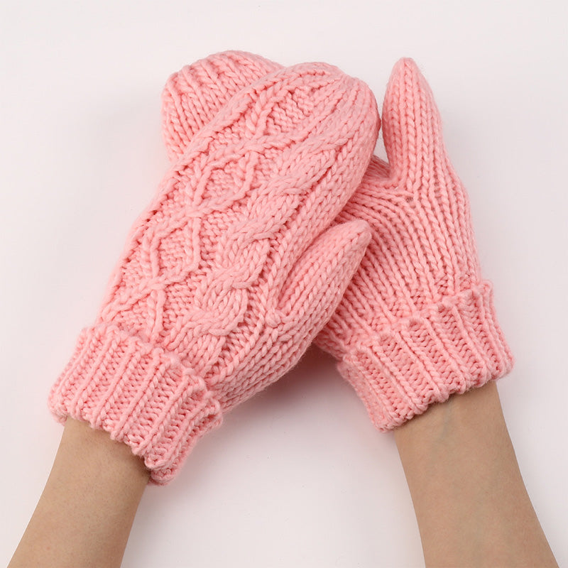 Diamond-shaped Finger-covered Woolen Gloves