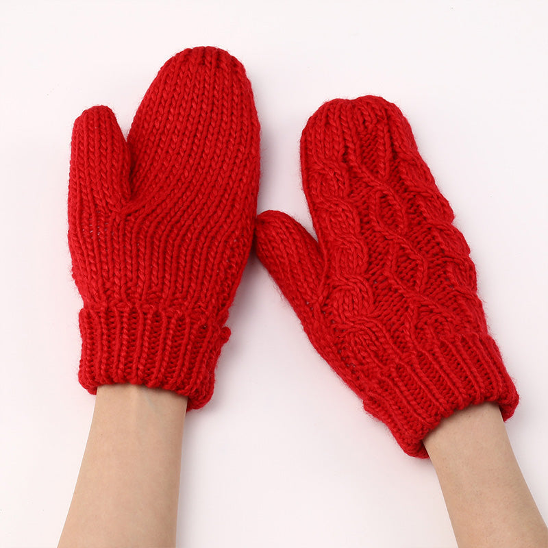 Diamond-shaped Finger-covered Woolen Gloves