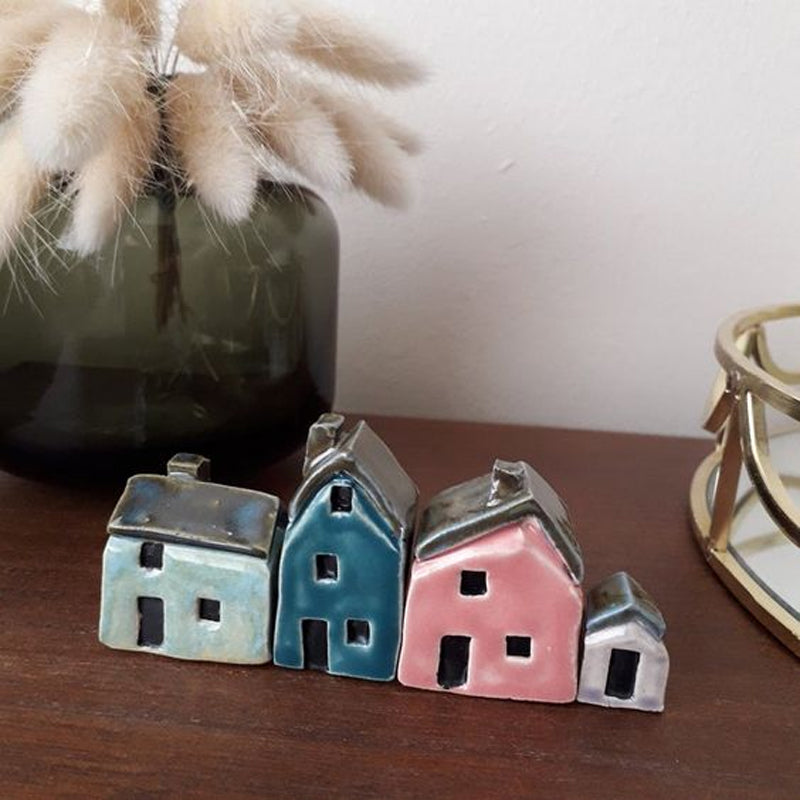 Tiny House& Meaningful Collectibles