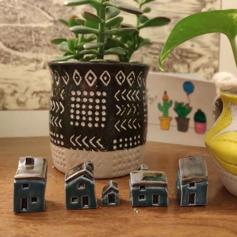 Tiny House& Meaningful Collectibles