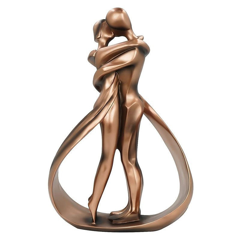 Romantic Lovers Embrace Statue