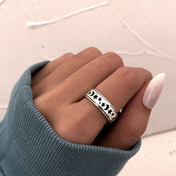 Retro Moon & Stars Spinning Anxiety Ring